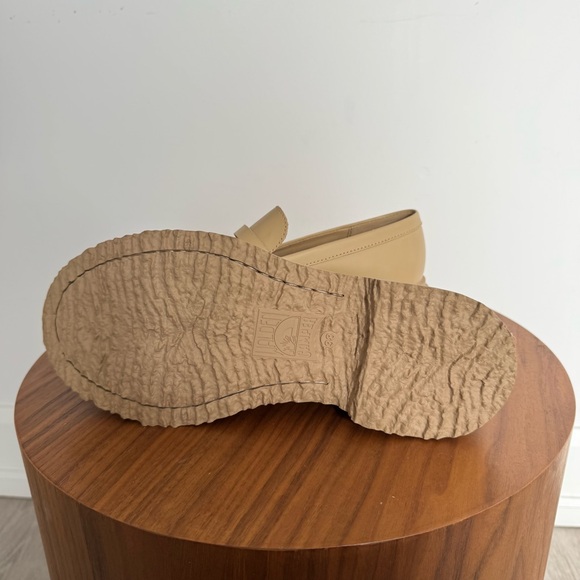 ⏱️24 HR SALE⏱️ Camper Loafers - Picture 6 of 7